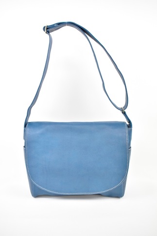 【minca】栃木レザーのショルダーバッグ01M 斜め掛け A4サイズ ソフトな手触り/Shoulder bag 01/M/ブルー　538【かばん ファッション 人気 おすすめ 】
