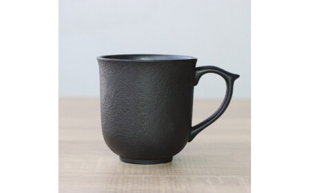 有田焼 黒泡内黒マット マグカップ 山忠 コーヒーカップ 容量300ml 器 食器 ブラック おしゃれ モダン ギフト お祝い A24-48