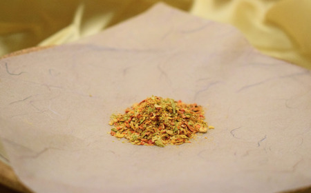 激辛注意！！草加産島とうがらし粗挽き一味5本セット【創業48年 島唐辛子 自家採種 爽やかな辛味  無添加 やみつき】