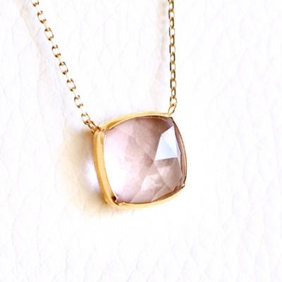 ふるさと納税 甲府市 【ジュエリー】K18 イエローゴールド ピンクアメシスト ペンダント ネックレス PNA-0361 |  | 01