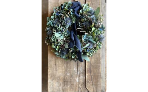 ブルーリース ブルー リース 先行予約 青 花 期間限定 ドライフラワー ドライリース フレッシュリース インテリア プレゼント お花 はな おはな ギフト フレッシュ ナチュラル 贈り物 贈答 かわいい おしゃれ フラワー 壁飾り アレンジ hana 人気 ヘリアントスガーデン 神奈川 湘南 藤沢
