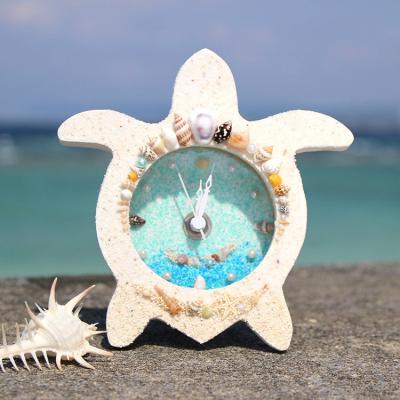 ふるさと納税 恩納村 「カメクロック」「ファミリーフォトフレーム」セット【沖縄の海からの贈り物】 |  | 01