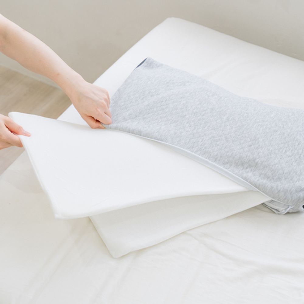 セルフフィッティング枕「3段階に高さ調整できる 寝返りしやすい首もとフィットそば殻まくら」自分ならではのベストポジションが得られる！│快眠 枕 睡眠 そば 寝心地 サポート 寝具 ベッド 日本製_イメ