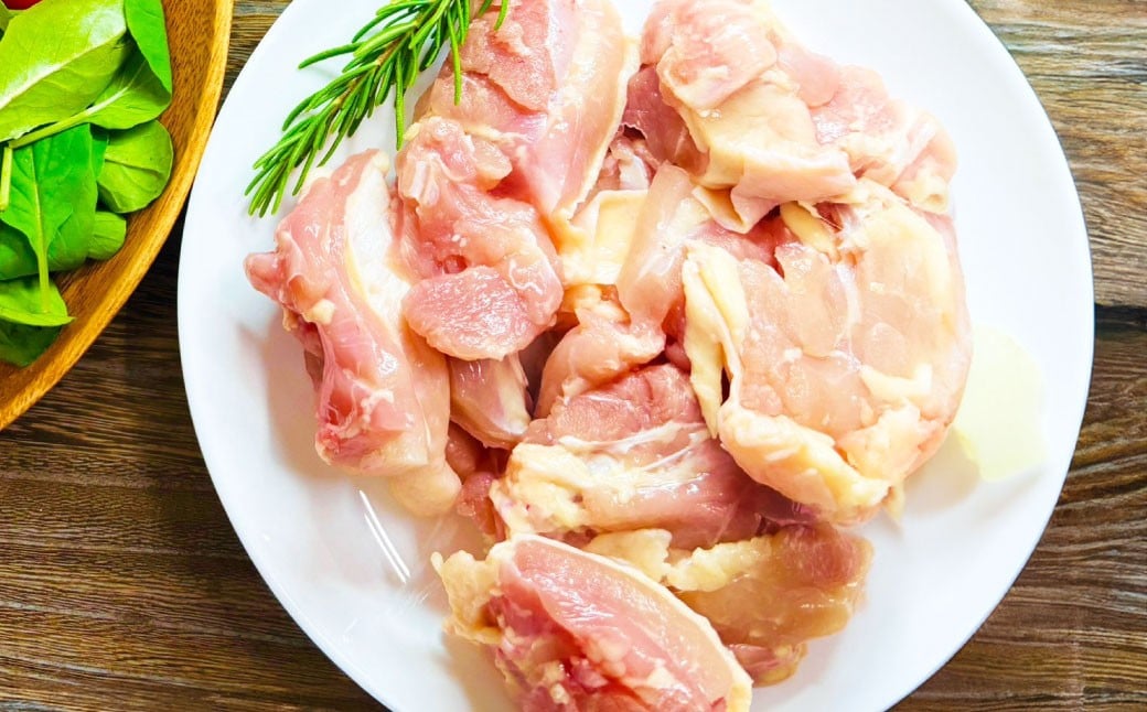 【愛媛県産 松山どり】 若鶏もも 切り身 500gずつ小分け 約3kg （775）