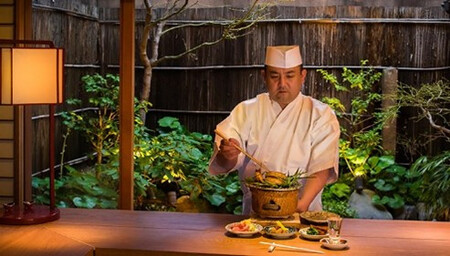 【祇をん 豆寅】おせち一段重 2~3人前 | 京おせち 本格料亭おせち 人気おせち[ 京都 老舗 料亭 おせち料理 贅沢 グルメ 京料理 人気 おすすめ おいしい おせち 2026 正月 お祝い 2人