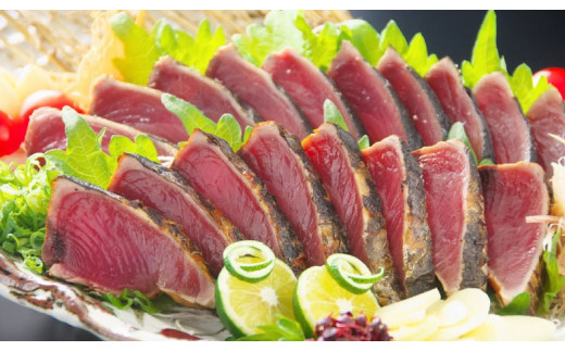 鰹の藁やきたたき 700g（1.5節～2節） | カツオのたたき 鰹のたたき カツオ 鰹 魚 お魚 さかな 食品 人気 おすすめ 高知県 南国市