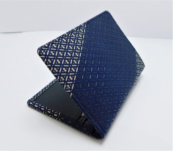 甲州印伝オリジナルブランド「庵（いほり）」 免許証入8209　K0364-C