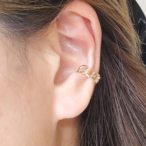 K10　鎖風ねじり　イヤーカフ