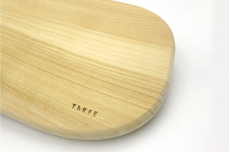 ながまるっこまな板（イチョウ） サイズ 約39cm×19cm×2.5cm TR-7 徳島 那賀 木 銀杏 木目 木製 日本製 まな板 丸い 丸まな板 キッチン用 料理 調理 調理器具 お祝い 贈物 ギ