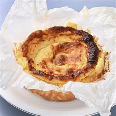 バスク風チーズケーキ(大)【配送不可地域：離島】【1639643】