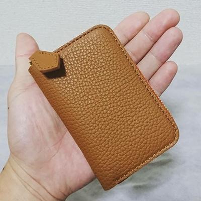 ふるさと納税 加西市 国産シュリンクレザー　ラウンドZIPコインケース(ライトブラウン)[No5698-7522] |  | 01