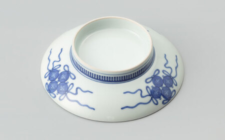 【有田焼】重要無形文化財 色鍋島草花更紗文高台皿 / 佐賀県 / 今右衛門焼[41AAAY004]