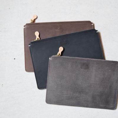 ふるさと納税 河内長野市 本革スクエアポーチ L スモーク ブラウン 国産レザー Teha’amana |  | 01