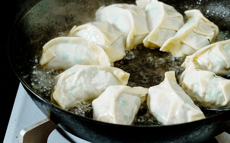 餃子 ローズポークの肉汁たっぷり大判餃子 30個セット ギョウザ