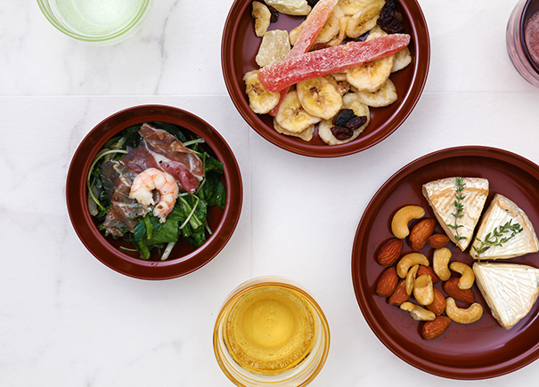 aeru 川連漆器のこぼしにくい器 平皿 べんがら【(株)和える】[D15601]