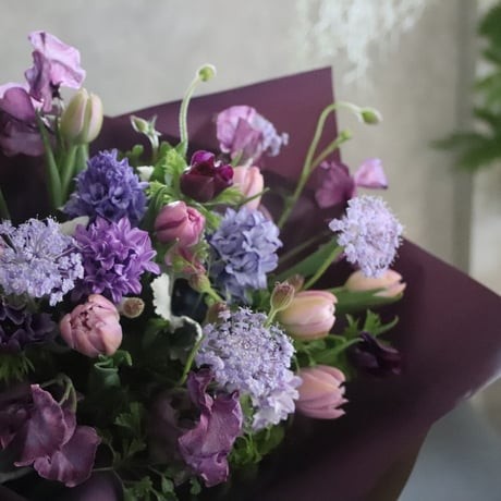 ※写真はイメージです。色の組み合わせやお花の品種のご指定はできません。