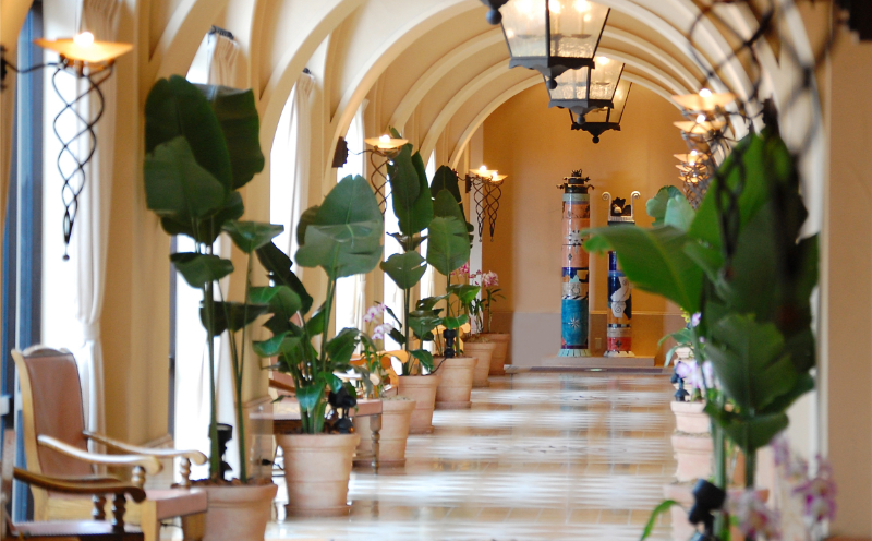 ＜ホテル日航アリビラ＞1泊2日／当館人気の特典付きペア宿泊券（スーペリアツイン／禁煙） ☆ 人気 リゾートホテル オーシャンビュー 青い海 沖縄 読谷村 サンセットビーチ