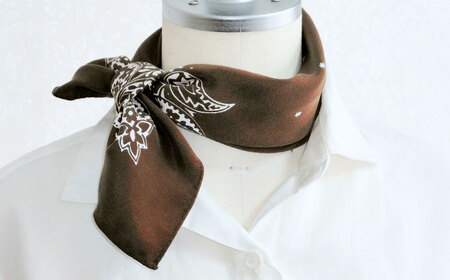 【洗える】 シルクスカーフ ミニ 浜ちりめんシルク100% ブラウン/ペイズリー柄 滋賀県長浜市/有限会社吉正織物工場[AQDQ003]