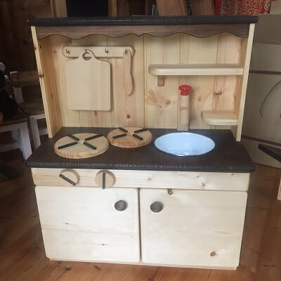 【ふるさと納税】 おままごと キッチン カントリー調 木製玩具 おもちゃ 玩具 木製 台所 木 自然 木材 木のおもちゃ セット ギフト 贈答用 プレゼント お祝い 出産祝い 誕生日祝い クリスマス 高知県 黒潮町