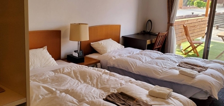 ゆたか海の駅とびしま館 宿泊券 1泊2食付き 二人一室 のっとこクルーズ付プラン(2名様)