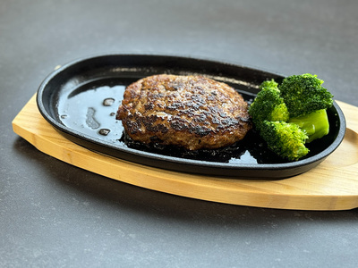 国産牛 合い挽きハンバーグ 150g 6個 国産  牛肉 豚肉 肉 お肉 おにく 冷凍 ミンチ ハンバーグ はんばーぐ ステーキ 小分け 惣菜 おかず グルメ 人気 夜食 おつまみ 晩ごはん お弁当 