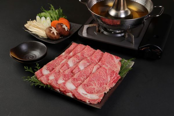 【A5ランク】博多和牛ロースしゃぶしゃぶ・すき焼き用 600g（300g×2パック）【伊豆丸商店】_HA0180