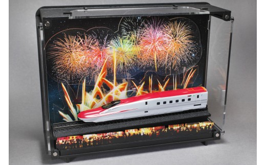 
                  鉄道模型 走る情景(ジオラマ)シリーズ《E6系新幹線「こまち」》 ジオラマ E6系 鉄道 模型 こまち号 新幹線 秋田 風景 花火 本棚 インテリア ミニチュア コレクション 0055-023-S07
                
