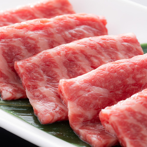 古河市で育った常陸牛！赤身（モモ・カタ）焼肉用700g _AO02 ※離島への配送不可