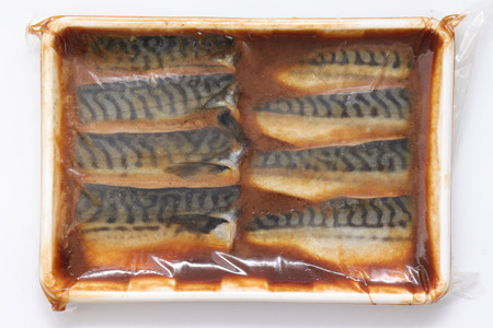 《4ヶ月定期便》さばみそ煮 業務用パック 70g×8切れ【04406-0348】