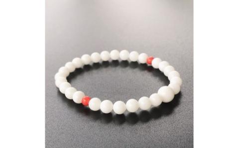 白サンゴ＆赤サンゴ2個 ブレスレット・女性用