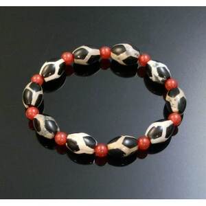 亀甲長寿天珠の赤瑪瑙腕輪【1678452】