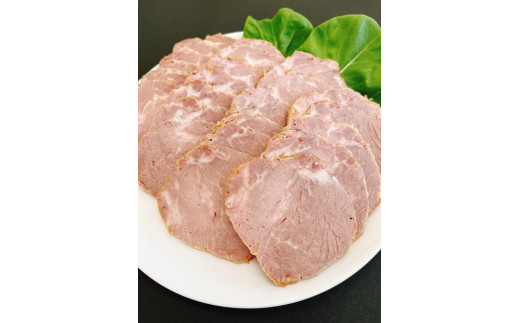 
                  肉の丸萬　手造り焼豚肩ロース２本| 肉 チャーシュー 豚肉 肩ロース ギフト 贈り物 人気 おすすめ 送料無料 東京 中野区
                