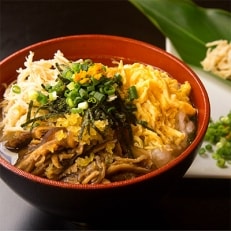 奄美のおもてなし料理「鶏飯」&こだわりの奄美島豚餃子セット