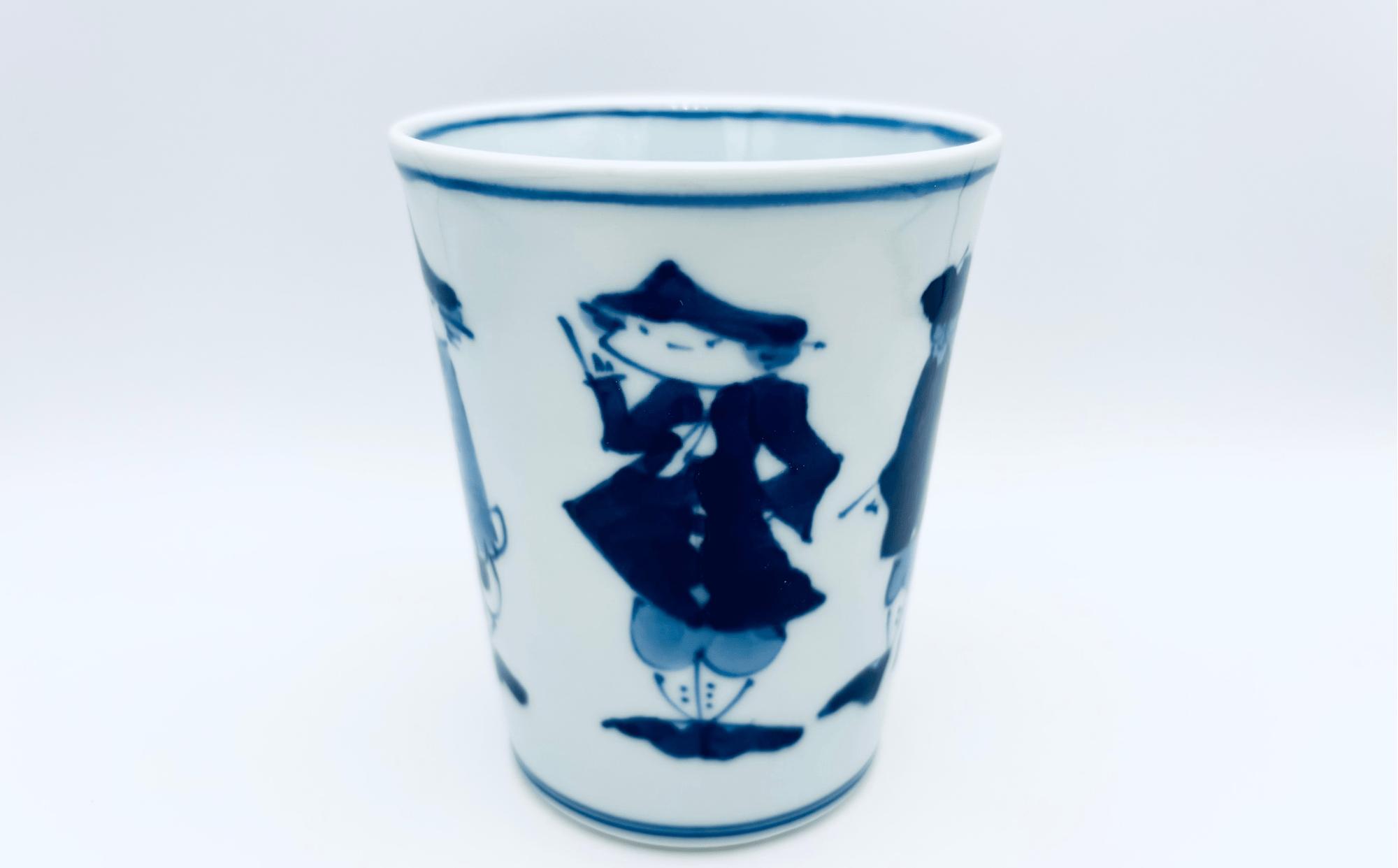 
                  佐賀県で暮らす児童養護施設のこどもの就労支援協力企業「しん窯」の有田焼五人異人ミルクカップ
                