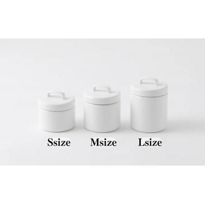 ふるさと納税 栃木市 にちにち道具 ラウンドキャニスター Mサイズ 琺瑯でできた 円形のフタ付き 保存容器 |  | 03