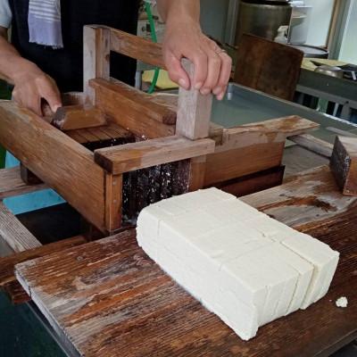 ふるさと納税 野迫川村 《国産大豆・天然にがり使用》　手作り凍り豆腐 |  | 03