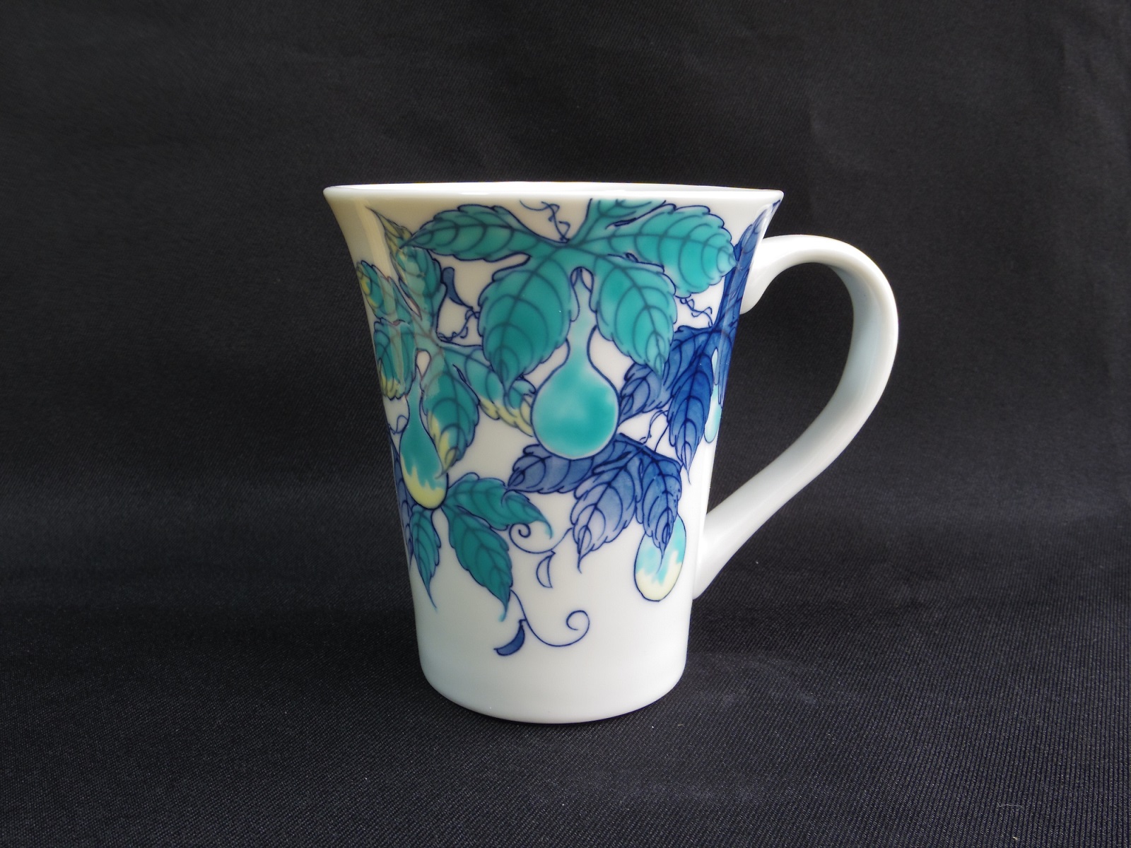 【伊万里焼】「色鍋島瓢文マグカップ」色鍋島・伊万里・鍋島・磁器・市川光山窯 H651