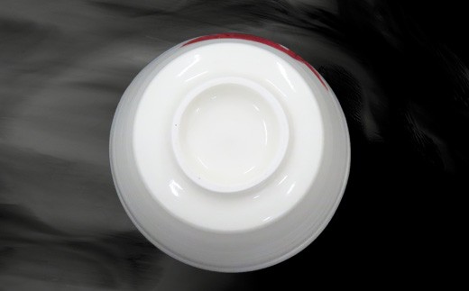 プレゼント、ギフトはもちろんご自分へのご褒美にもピッタリ。
暮らしの中の器、あなたの暮らしにお役立てください。