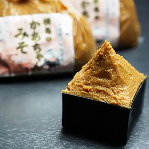 老舗の味「横島醤油納豆」 手造りかあちゃん味噌 1kg×4袋セット