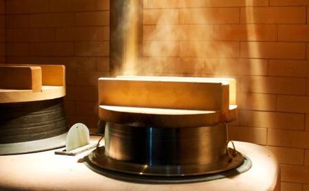 【ギフト用】里山のオーベルジュ薪の音　1泊2食付2名様宿泊券（世界遺産等　観光案内付）