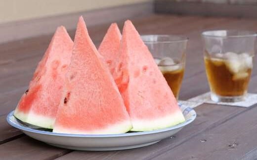 1株1玉獲りの自信作「福賀 すいか」特天 約11kg～13kg 1個