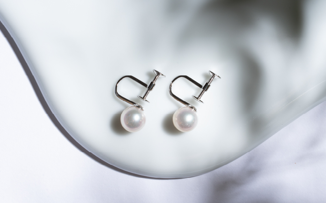 618 アコヤ真珠イヤリングSV7.5mmup　シルバー パール ジュエリー 貴金属 宝石 定番 フォーマル ギフト 贈り物 シンプル 冠婚葬祭 結婚式 入学式 卒業式 伊勢志摩