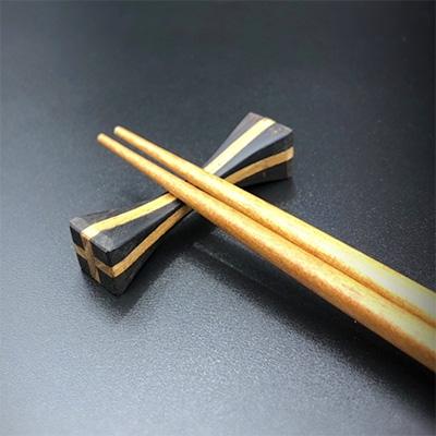 ふるさと納税 那賀町 箸置き5客セット箱付き(黒檀・欅) |  | 03