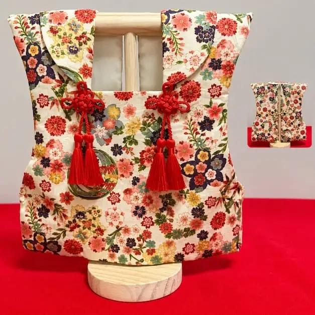 【1.白色系（桜・牡丹・紅葉）】【選べる8色】ベビーお祝い着(被布)