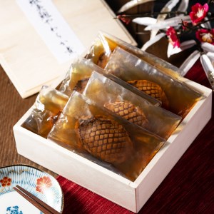 えぞ鮑やわらか煮 6個入り 株式会社招福楼 滋賀県 東近江市 D-E04 えぞ鮑 柔らか煮 鮑 鮑煮 6個入り あわび アワビ 旨味 和食 懐石料理 滋賀県 東近江市 招福楼 贈答品 ギフト お取り寄