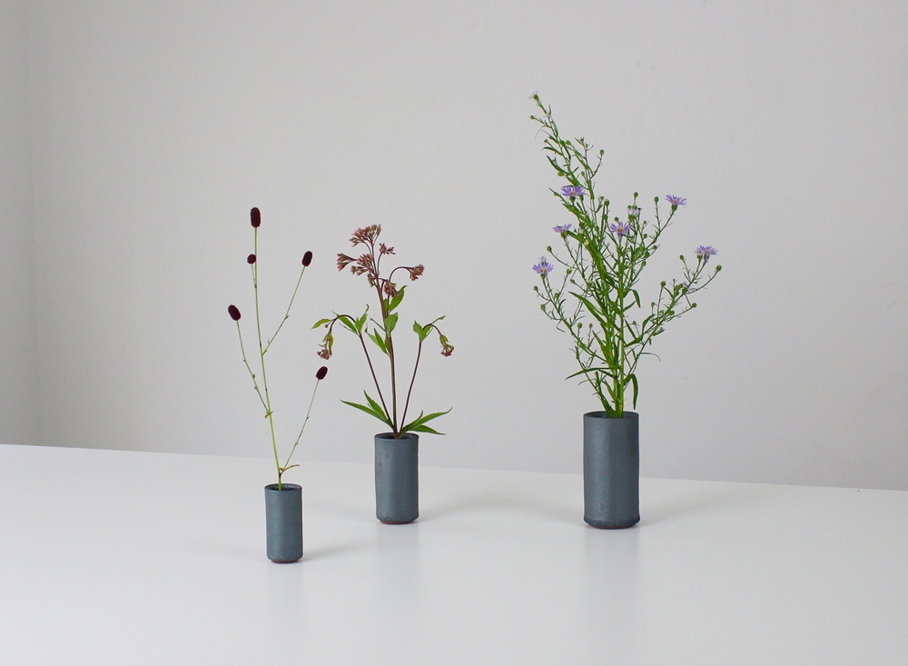 【安田瓦】   MYK KENZAN-shin／L  剣山-芯 瓦花器 丸三安田瓦工業 花器 剣山 花瓶 生け花 いけばな 生花 花 アレンジメント 華道 フラワーベース 陶器 インテリア ブランド 