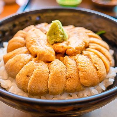 ふるさと納税 稚内市 【厳選品】生ムラサキウニ木箱入り120g×2 |  | 01