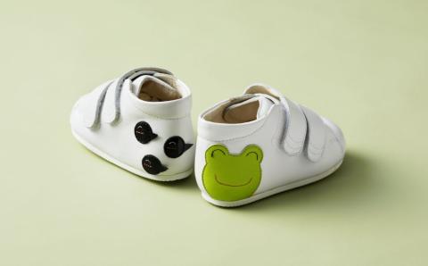 ちいくっく?〈あるく機能が目覚めるくつ〉(サイズ：12.5cm、柄：カエルさん＆おたまじゃくしちゃん) 12.5cm