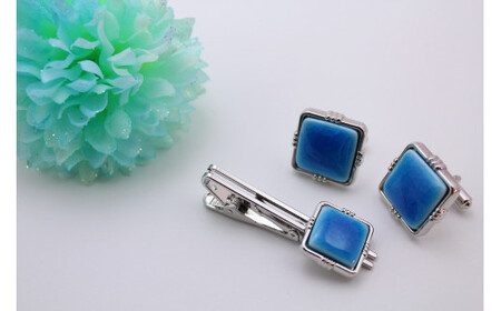 A10-206 ネクタイピン スカイブルー 有田焼アクセサリー二宮閑山