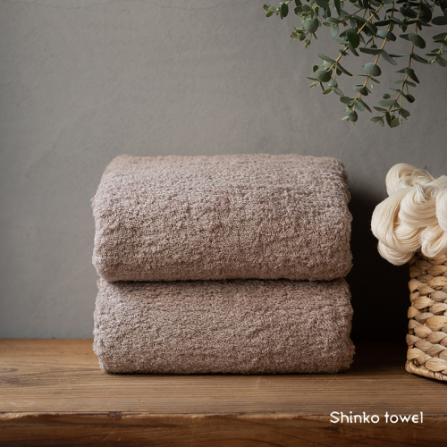 【TVで紹介！】おぅ！え～やん バスタオル（ブラウン）2枚【泉州タオル 国産 吸水 普段使い 無地 シンプル 日用品 家族 ファミリー】 099H4239